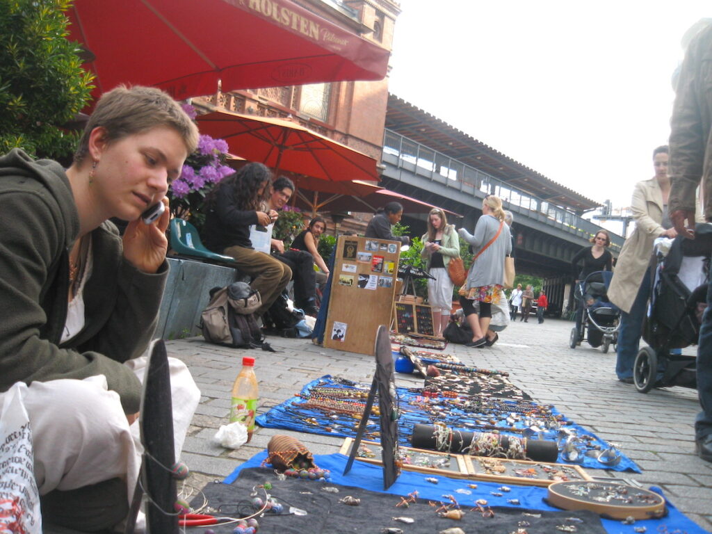 ベルリンの路上。路上は出逢いの宝庫だった